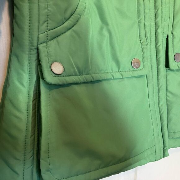 H&M rain jacket, green, pockets, size 10, excellent condition - Picture 2 of 4